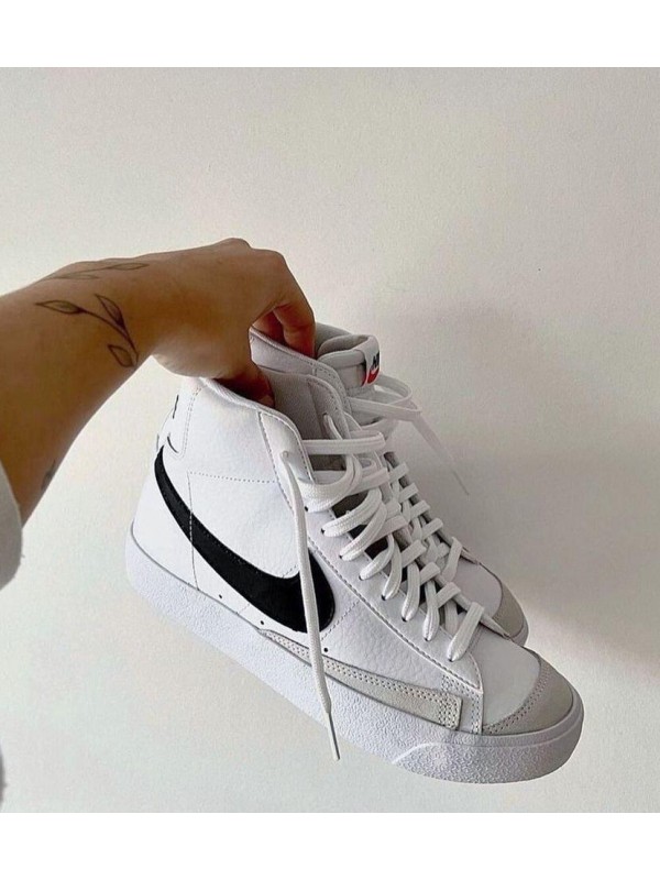 Nike Blazer Siyah Logo